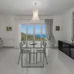 Adamas Rhodes * עיר רודוס