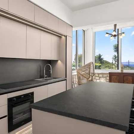 Adamas Rhodes Rhodes City