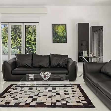 Adamas Rhodes ヴィラ *